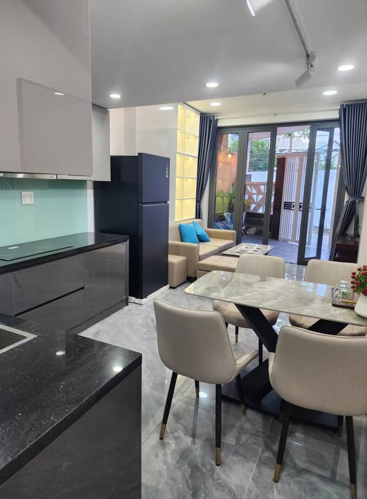 Nhà đẹp gác lửng Dũng Sĩ Thanh Khê 60.5m² giá 4 tỷ - Sẵn sàng vào ở ngay!