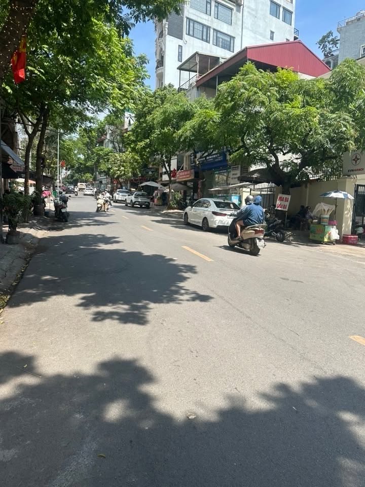 Nhà mặt phố Long Biên 1, 36m² giá 7 tỷ - Kinh doanh đỉnh cao!