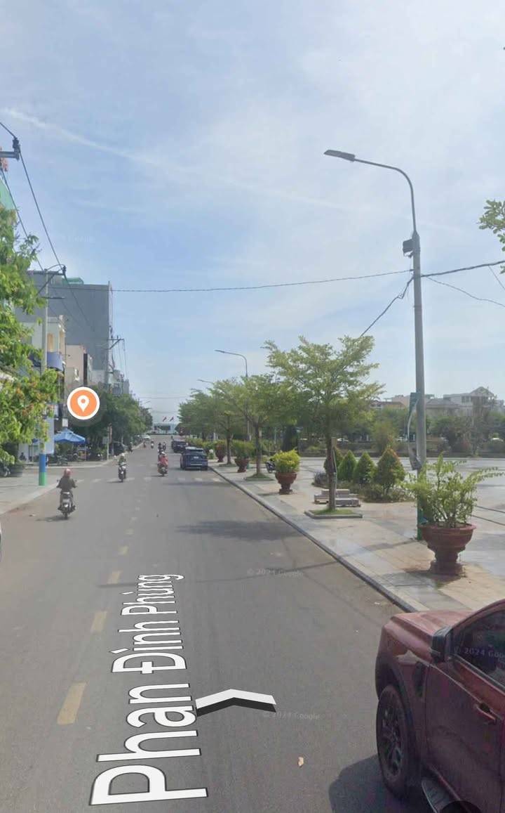 Nhà mặt tiền Phan Đình Phùng, Thị Nại, Quy Nhơn 93.5m² giá 14 tỷ - Đầu tư sinh lời ngay!