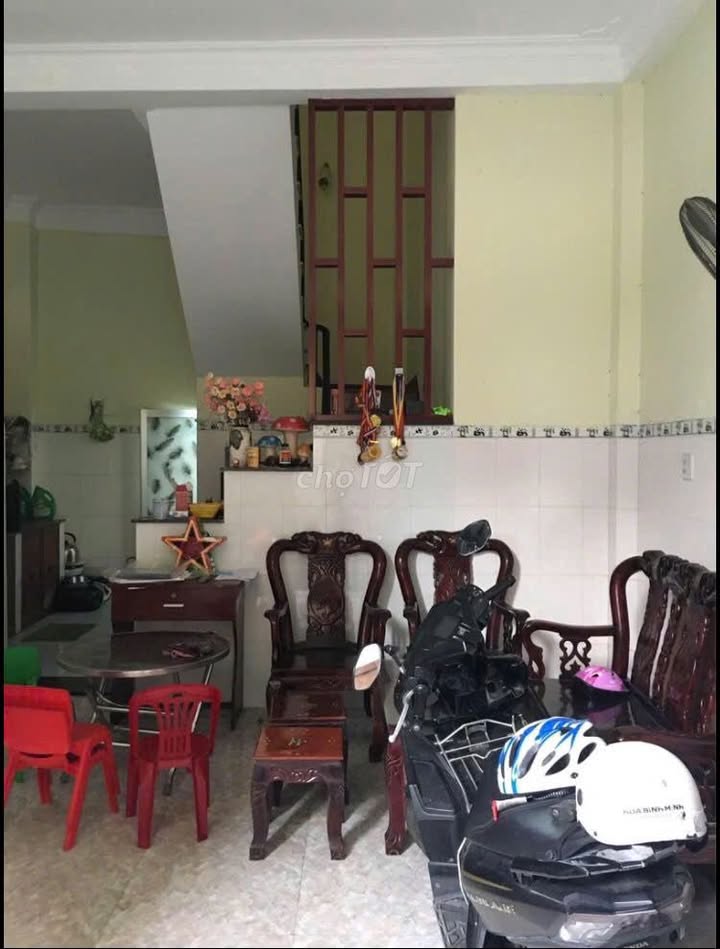 Nhà 2 tầng Hẻm 2 Trần Hưng Đạo Quy Nhơn 41m² giá 2 tỷ - Chính chủ bán gấp!