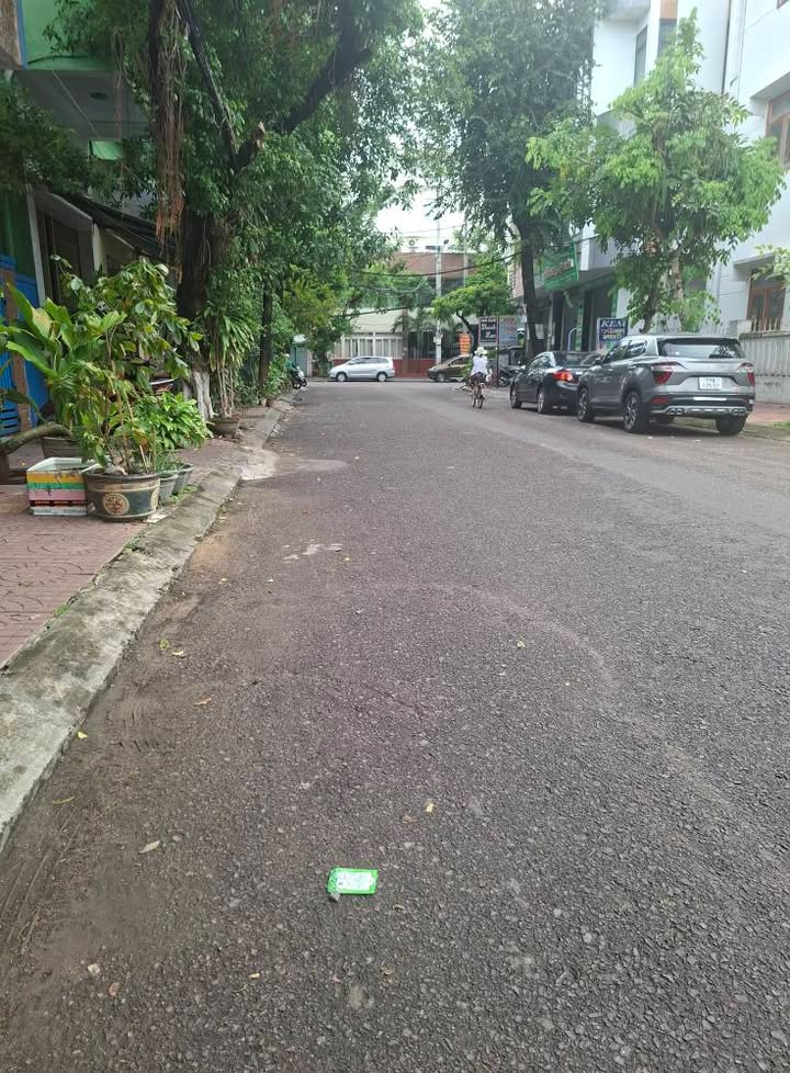 Nhà 3 tầng hẻm 405 Nguyễn Thị Minh Khai 33,5m² giá 2,95 tỷ - Gần biển, hoàn thiện đẹp!