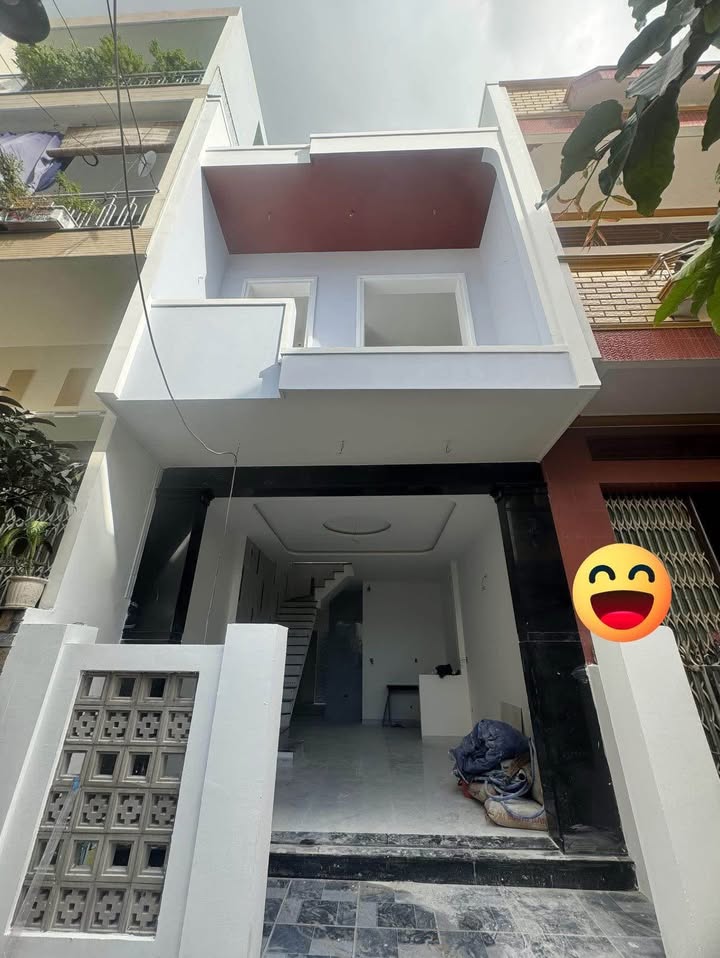 Nhà 2 Mê Nguyễn Thái Học 57m² giá 3.499 tỷ - Full nội thất, sẵn sàng ở ngay!