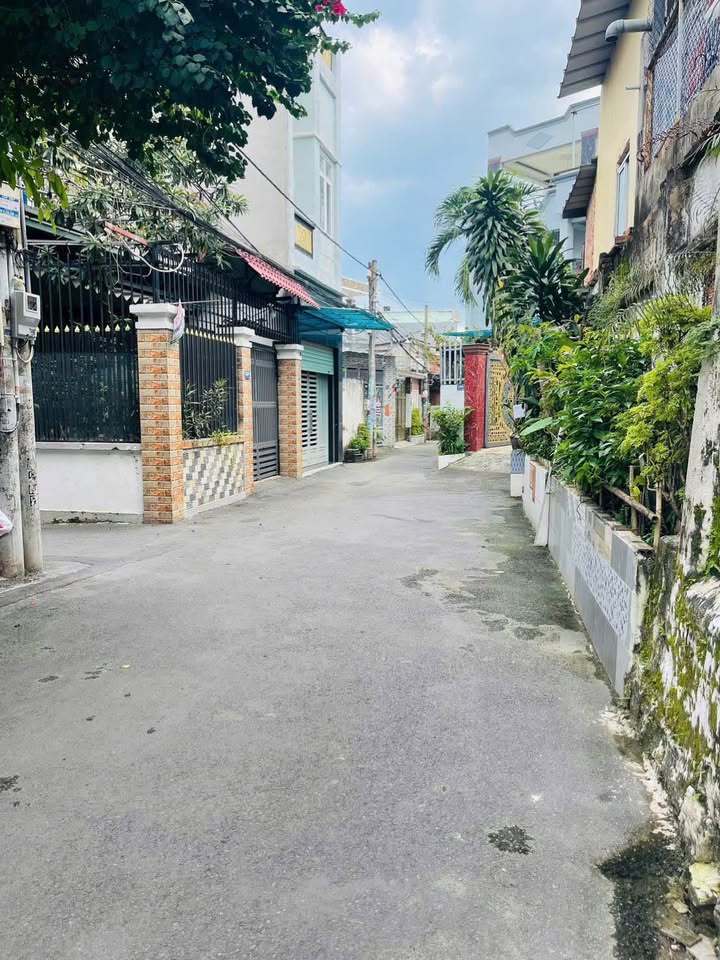 Dãy trọ 5 phòng mặt tiền 2 hướng - Khu dân cư Bình Đa, Biên Hòa giá 3.4 tỷ!