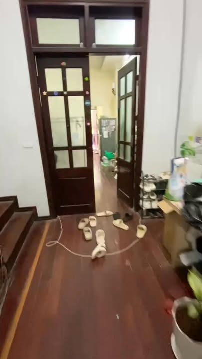 Phòng cho thuê nguyên tầng 2 tại 109 Trung Kính - Giá chỉ 5.5 triệu/tháng!