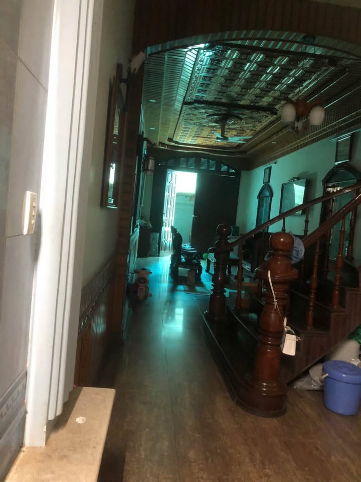 Nhà 3 tầng mặt đường Trần Nhân Tông, Kiến An, 129m² - Chính chủ, giá thương lượng!