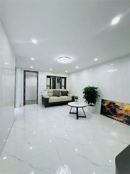 Nhà phố Văn Quán 120m² giá 4.92 tỷ - Ô tô vào tận cửa!