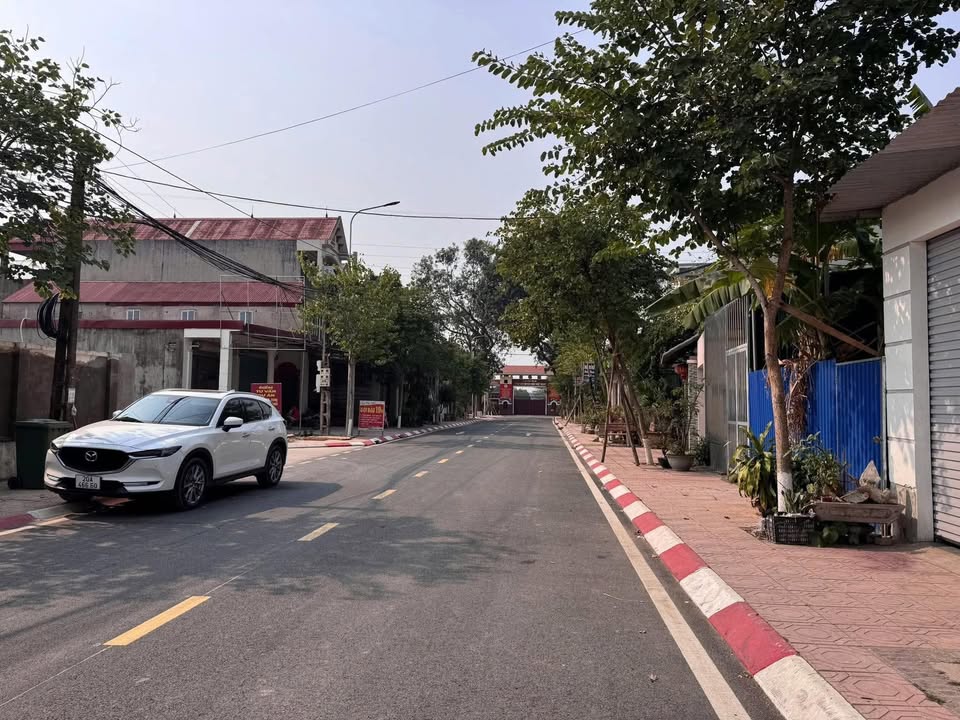 Nhà mặt đường K602, Phổ Yên, Thái Nguyên 90m² giá 2.6 tỷ - Đầu tư sinh lời!