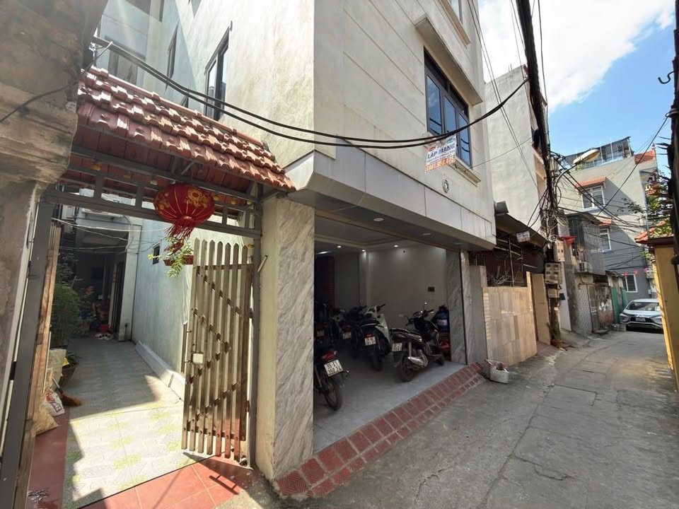 Nhà đẹp Khuyến Lương 42m² giá 8 tỷ - Ô tô đỗ cửa, cho thuê 20 triệu/tháng!