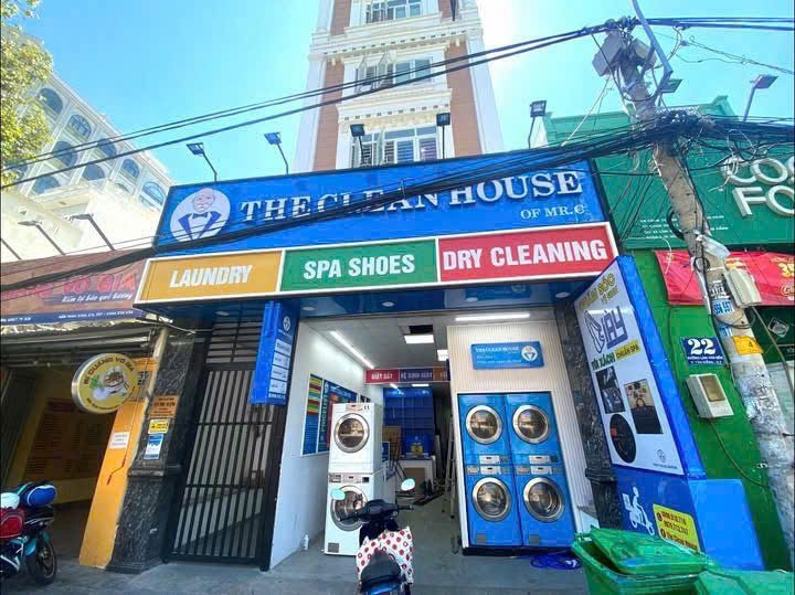 Bán tòa căn hộ dịch vụ 163m² mặt tiền Lâm Văn Bền - Đầu tư sinh lời ngay!