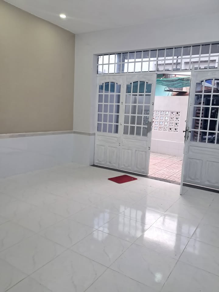Nhà cấp 4 rộng rãi phường Đông Hòa, Dĩ An 95.6m² giá chỉ 3.55 tỷ - Chính chủ, pháp lý rõ ràng!