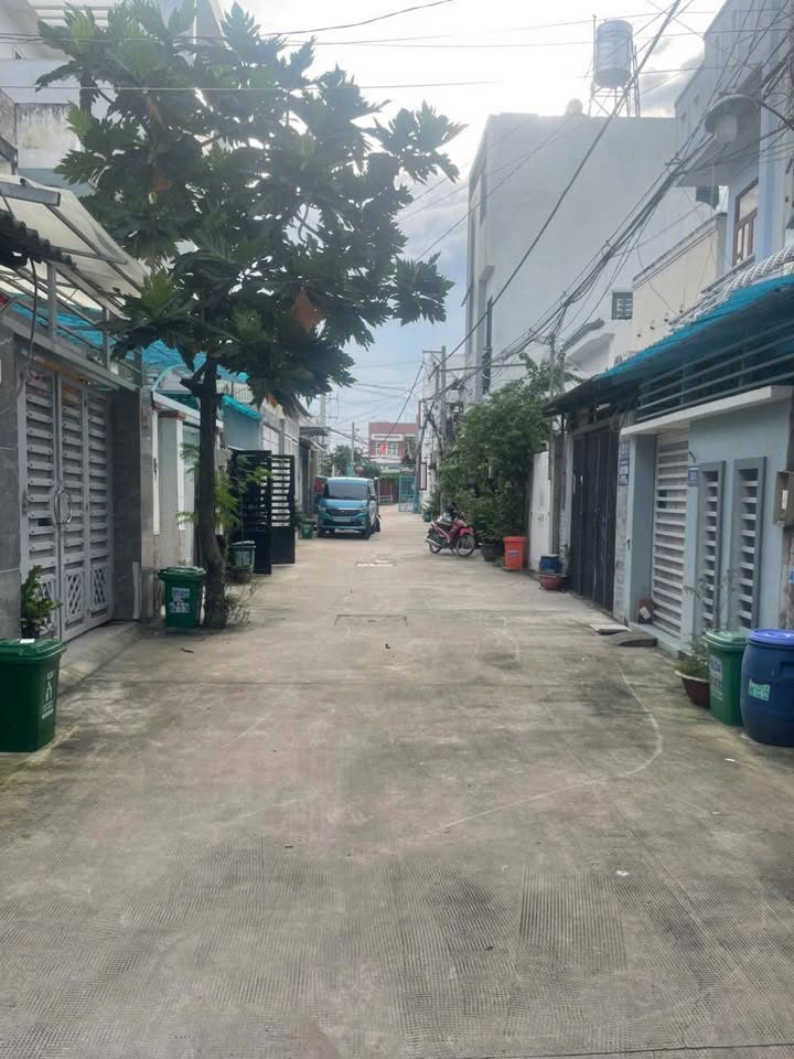 Đất thổ cư 84m² đường TL12, phường Thạnh Lộc Q12 - Giá chỉ 4.1 tỷ VND, bớt lộc!