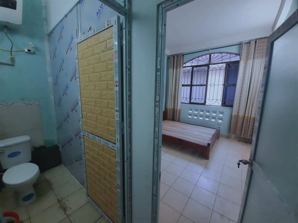 Phòng trọ Gốc Đề, Hai Bà Trưng 2.3 triệu - Không chung chủ, tự do giờ giấc!