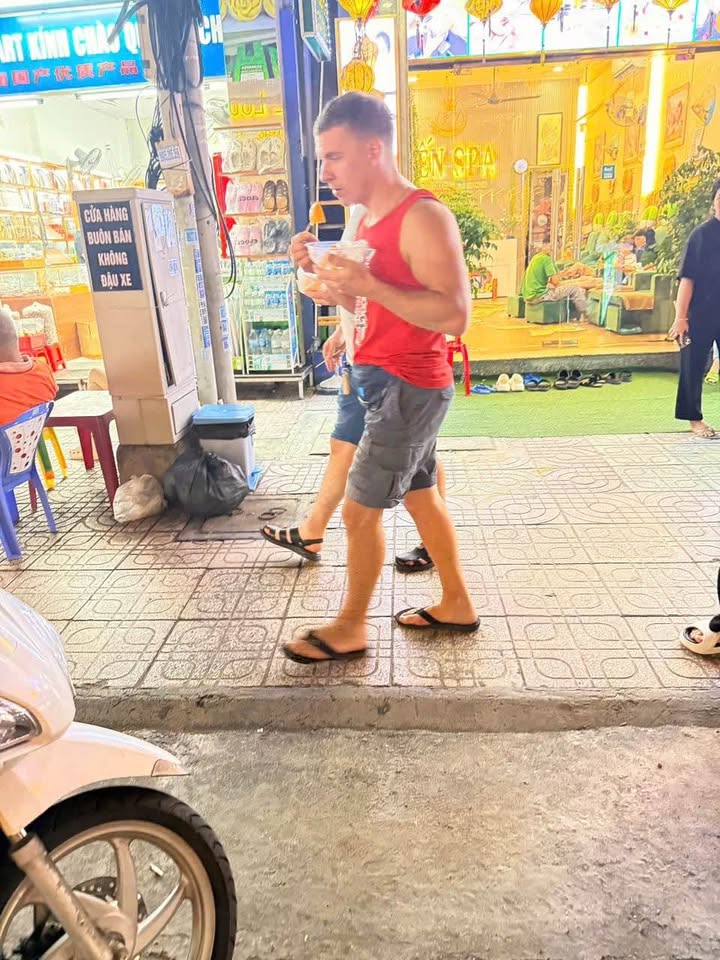 Bán gấp FrontHouse 284m² đường Hùng Vương, Nha Trang - Căn góc 2 mặt tiền sầm uất!