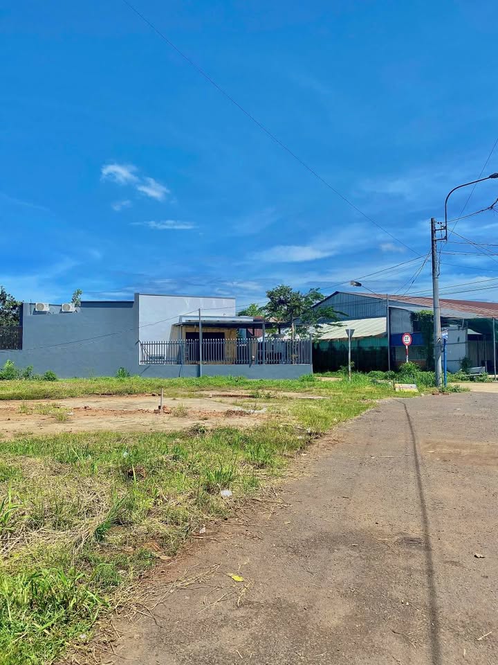 Đất nền Bình Lộc, Long Khánh 240m² giá chỉ 1.75 tỷ - Đầu tư sinh lời ngay!