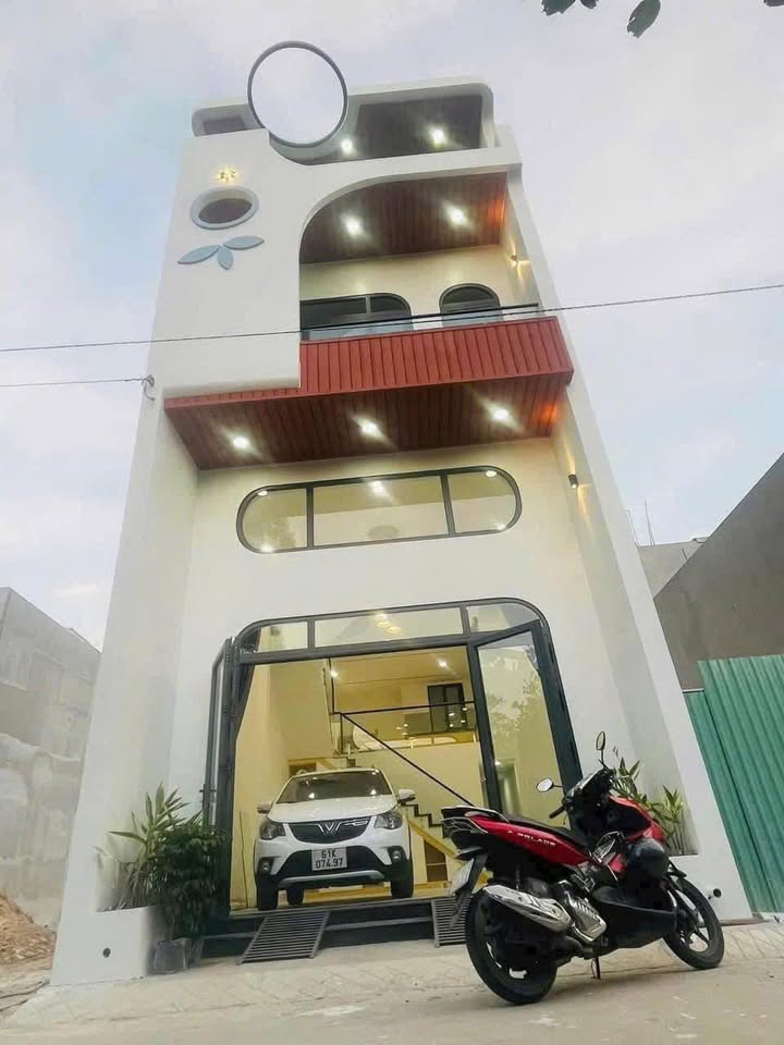 Nhà mới xây Thủ Dầu Một 70m² giá 2.95 tỷ - Gần trường tiểu học Định Hòa 2!