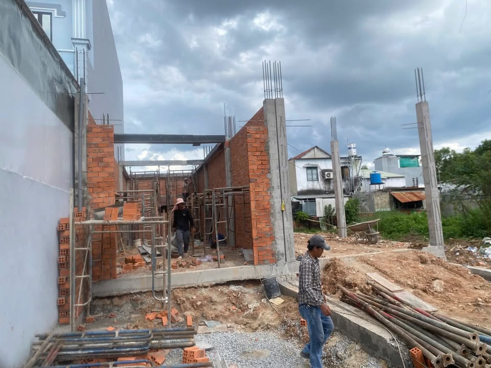 Nhà riêng mặt tiền đường DX, Hiệp An, Thủ Dầu Một 107m² giá 3.15 tỷ - Full nội thất, sẵn sàng ở ngay!