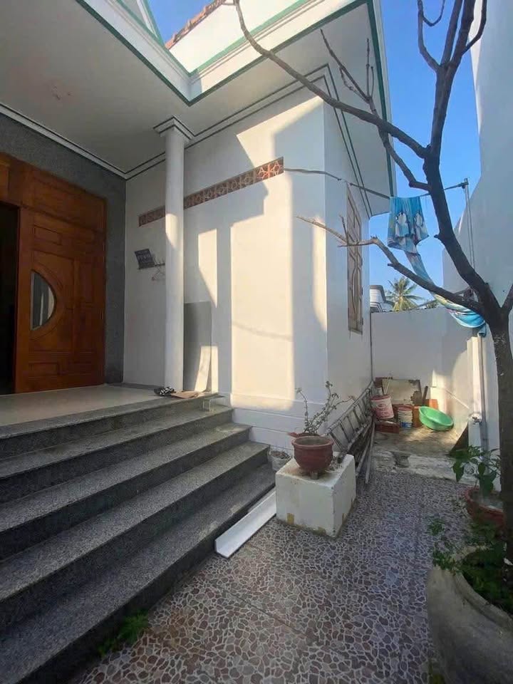 Nhà phố Hẻm 2 xe máy Tân Hải, Vĩnh Trường 124m² giá 5.27 tỷ - Chính chủ bán gấp!