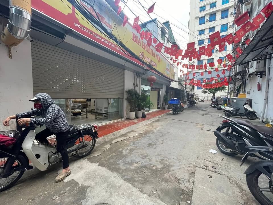 Căn hộ TT Hào Nam Đống Đa 22m² giá 7.8 tỷ - Kinh doanh đỉnh cao!