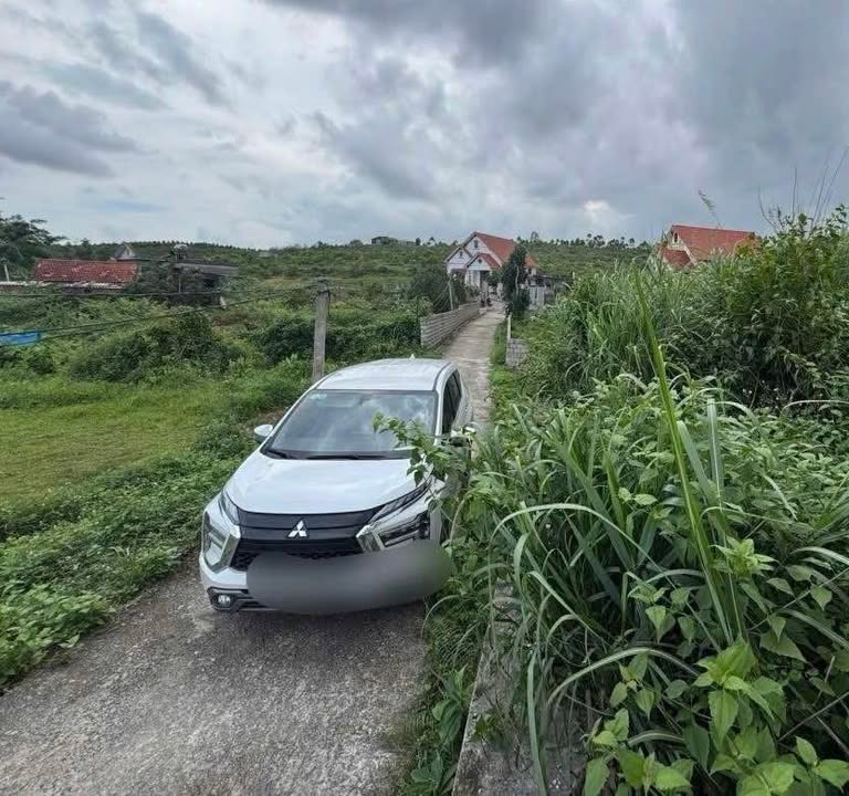 Đất thổ cư Thống Nhất Hạ Long 596m² giá chỉ 2 tỷ - Đầu tư sinh lời ngay!