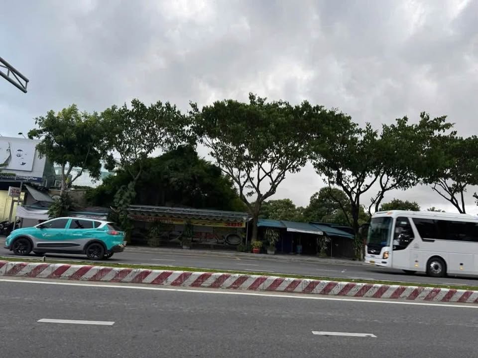 Đất mặt tiền Võ Chí Công 200m² giá 16.5 tỷ - Cơ hội đầu tư tiềm năng!