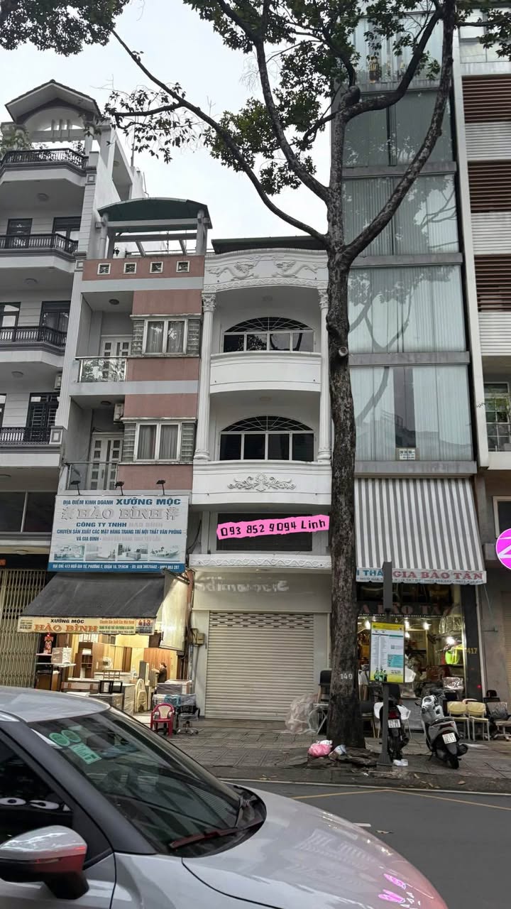 Bán nhà mặt tiền Ngô Gia Tự, Quận 10 - Kinh doanh sầm uất, giá 25 tỷ!