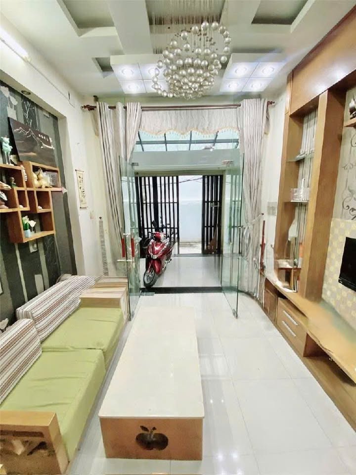 Nhà đẹp Tô Hiến Thành, Quận 10, 51m² giá 8.9 tỷ - Không thể bỏ lỡ!