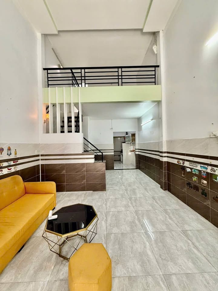 Nhà phố Tân Chánh Hiệp 58m² giá 3.8 tỷ - Hẻm xe hơi, sổ hồng chính chủ!