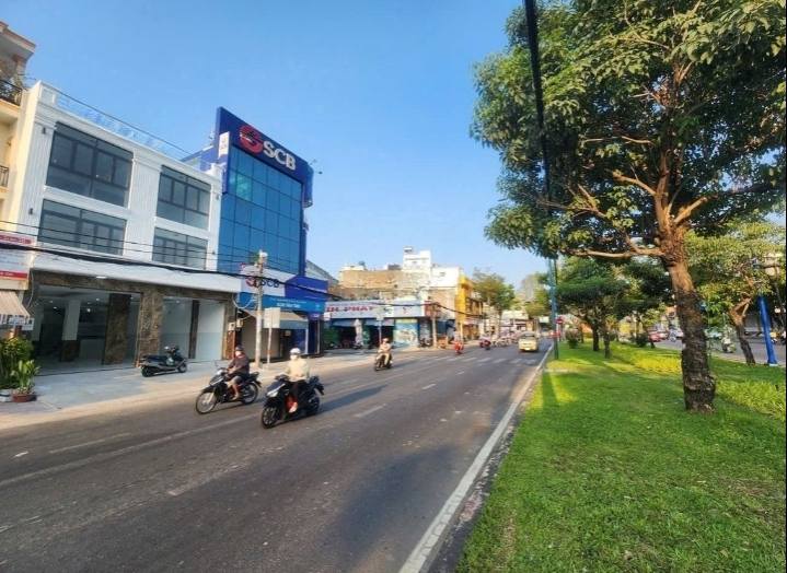 Cho thuê FrontHouse đường Số 7, Bình Tân 600m² - Tiện nghi đầy đủ, giá tốt!