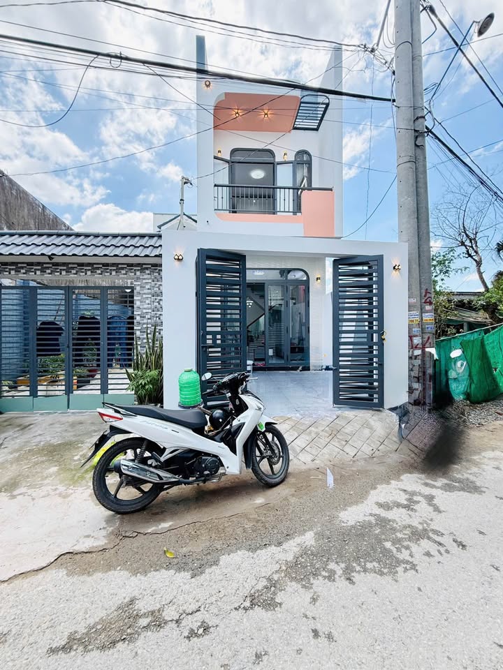 Nhà 1 trệt 1 lầu mặt tiền Nguyễn Thị Tạo, Bình Thủy 84m² giá 2.99 tỷ - Dọn vào ở ngay!