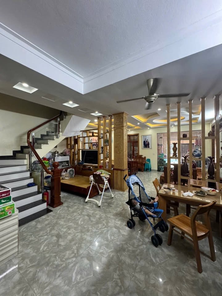 Nhà 4 tầng trung tâm An Hưng, Thanh Hóa - Sổ đỏ chính chủ, giá tốt thỏa thuận!