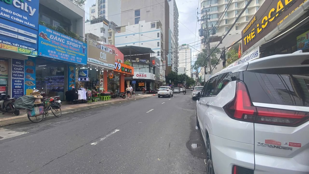 Bán nhà mặt tiền Hùng Vương Nha Trang 77m² giá 25,41 tỷ - Đầu tư sinh lời ngay!