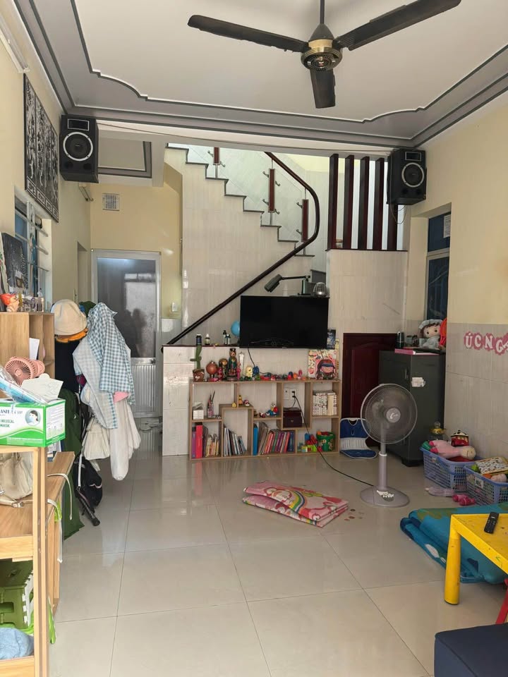 Nhà nguyên căn cho thuê hẻm đường Hải Đức Nha Trang 170m² giá chỉ 7 triệu/tháng - Khu dân cư an ninh!