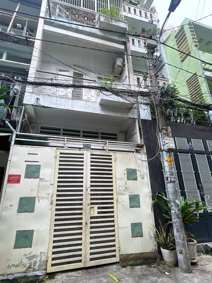 Nhà 4 tầng BTCT Nguyễn Tiểu La, Quận 10, 50m² - Sổ hồng chính chủ, giá thỏa thuận!