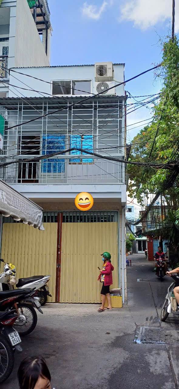 Nhà hẻm Trần Văn Quang, Tân Bình 19m² giá 2.9 tỷ - Căn góc thoáng mát!