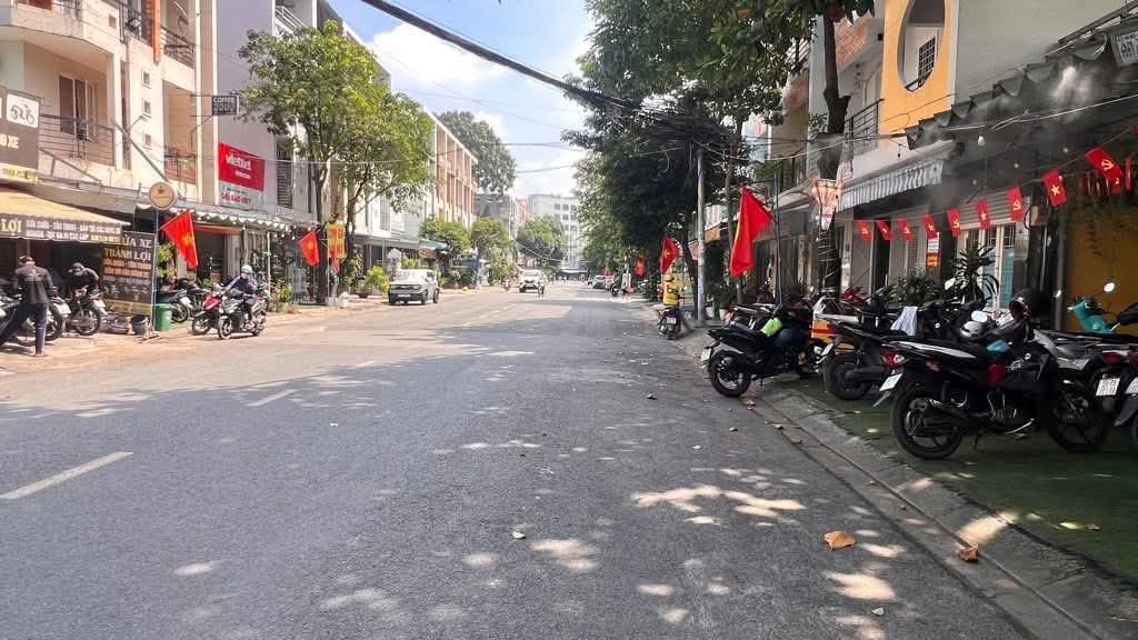 Mặt tiền kinh doanh Phường 15 Tân Bình 60m² giá 11 tỷ - Đầu tư sinh lời ngay!