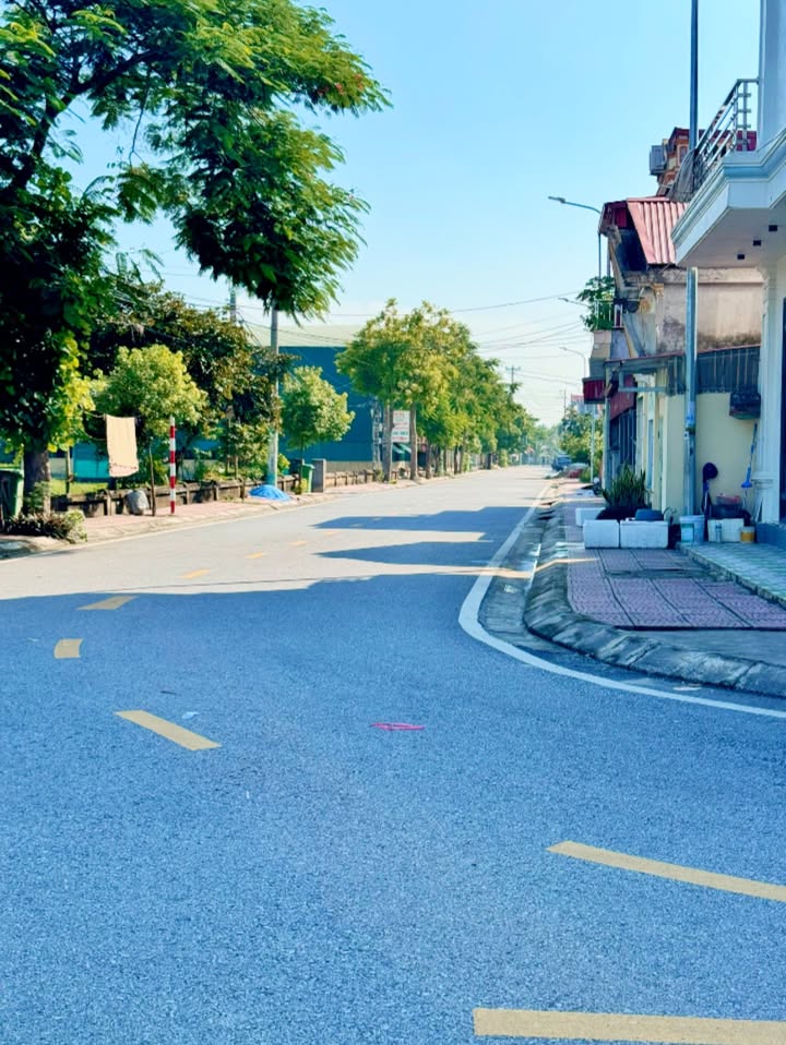 Đất mặt đường nhựa Thôn Nhân Mục - 80m² giá chỉ 1 tỷ - cơ hội đầu tư hấp dẫn!