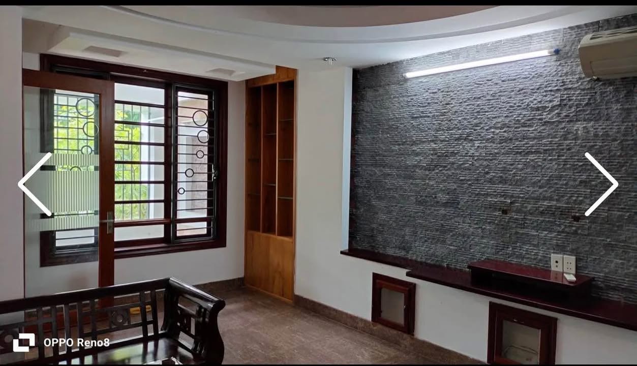 Nhà 2,5 tầng đường Nguyễn Hữu Cảnh, Hải Châu, Đà Nẵng, 72m² chỉ 8 tỷ - Đầu tư sinh lời!