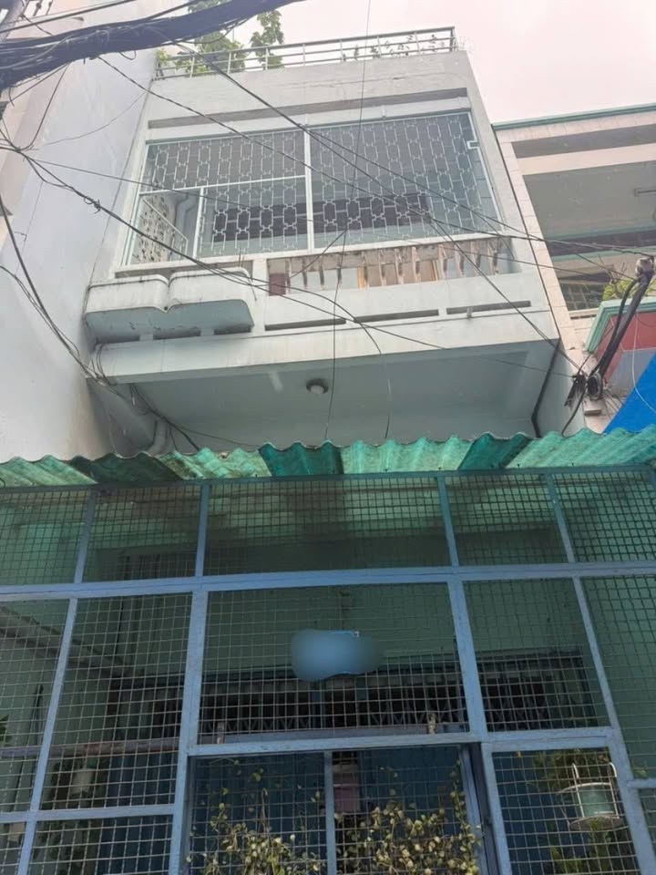 Nhà đường Phan Văn Trị, Q5 - 46m² giá 9.7 tỷ - Kết cấu hiện đại, thông thoáng!