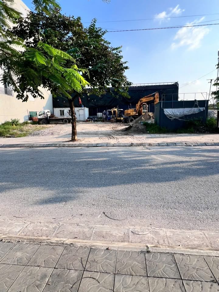 Đất nền Khu Đô Thị Nguyên Khê 250m² giá 33.75 tỷ - Đối diện trường THCS Nguyên Khê mới!