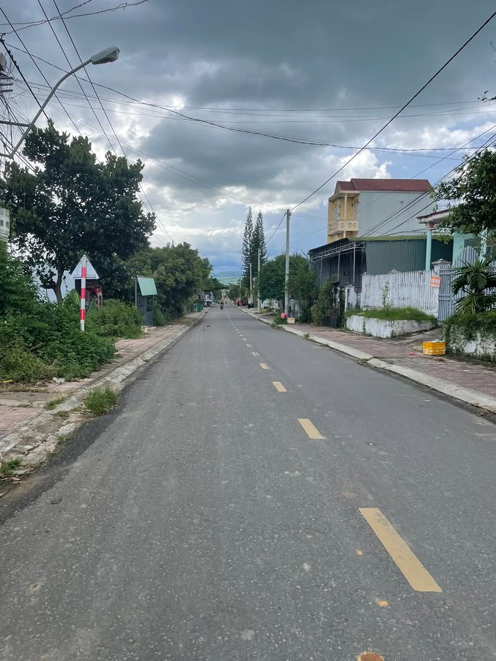 Đất thổ cư mặt tiền Hai Bà Trưng Đắk Hà 126m² chỉ 1 tỷ - Cơ hội đầu tư hiếm có!