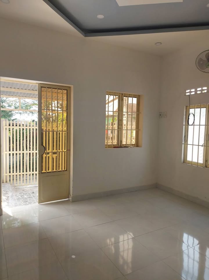 Nhà nguyên căn Suối Hiệp, Diên Khánh 2.5 triệu - Nhà mới, an toàn, gần chợ!