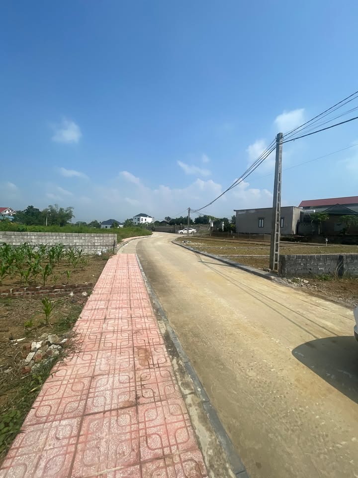 Đất thổ cư Nhuận Trạch, Lương Sơn 93m² giá 1 tỷ - Cơ hội đầu tư hấp dẫn!