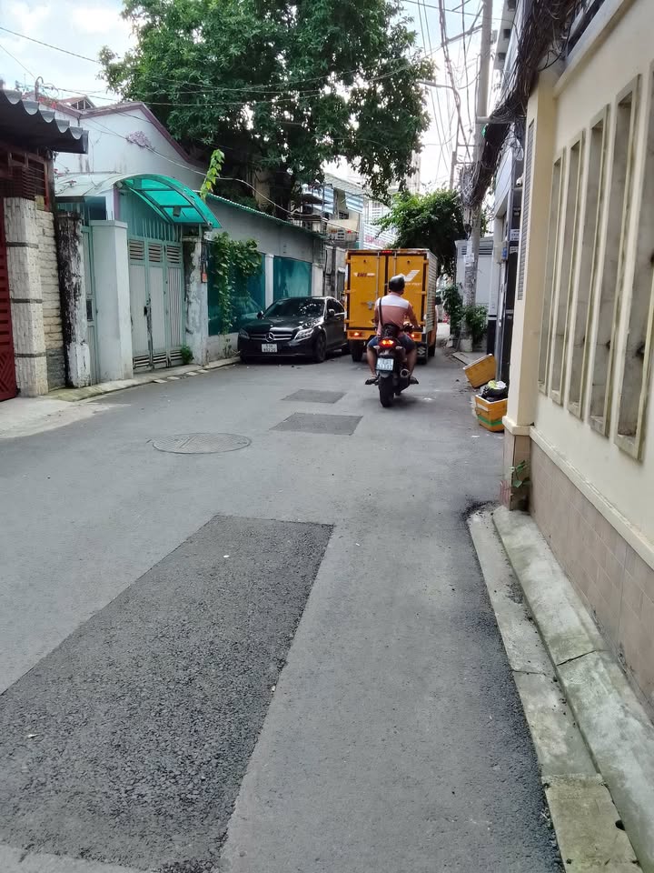 Nhà riêng Bình Thạnh 39m² giá 4.6 tỷ - Ô tô vào tận cửa!