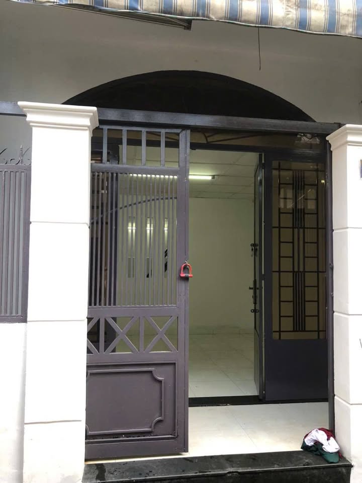 Nhà cho thuê 3PN đường Số 4, Bình Tân 40m² giá 7 triệu - Tiện nghi đầy đủ!