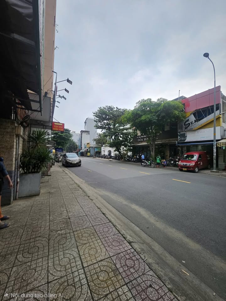 Cho thuê mặt bằng mặt tiền Trần Hưng Đạo, quận Tân Phú - Nhà đẹp, giá chỉ 9 triệu!