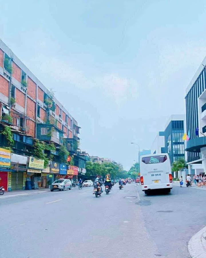 Chung cư mini Tôn Thất Tùng 90m² giá 16.5 tỷ - Doanh thu 110 triệu/tháng!