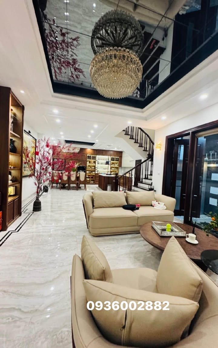 Bán FrontHouse Đào Tấn, Ba Đình 65m² giá 20 tỷ - Thiết kế hiện đại sang trọng!