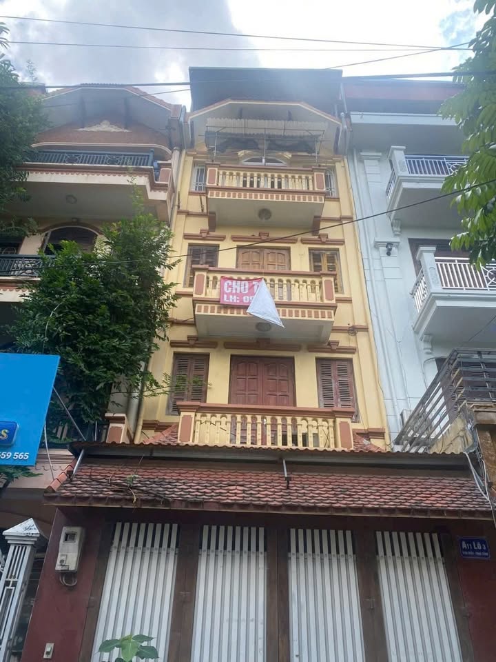 Bán nhà mặt phố Đền Lừ, Hoàng Mai 85m² - Vỉa hè kinh doanh, 5 tầng chắc chắn!