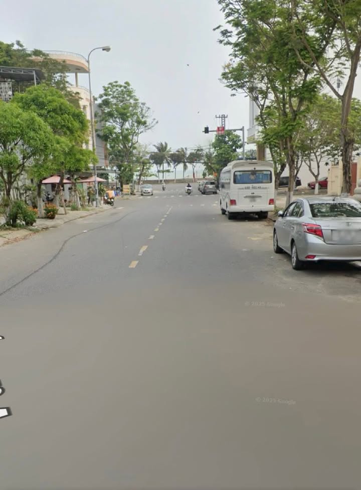 Đất mặt tiền Hồ Quý Ly, P. Thanh Khê, Đà Nẵng 125m² giá 11 tỷ - Sát biển thuận lợi đầu tư!