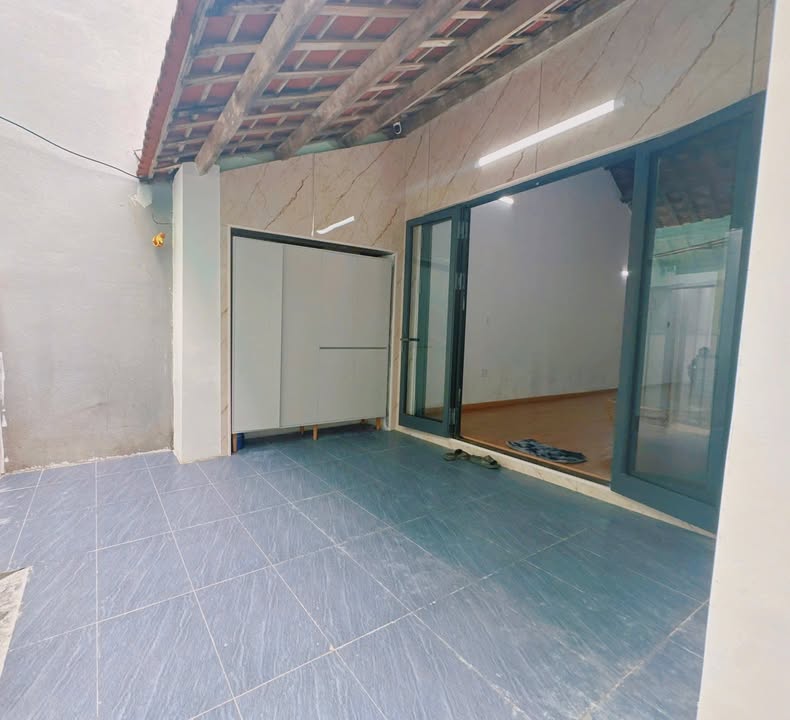 Nhà riêng đường Cù Chính Lan, Thanh Khê 110m² giá 4 tỷ - Ô tô đỗ gần cửa!